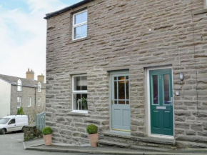 Middlegate Cottage
